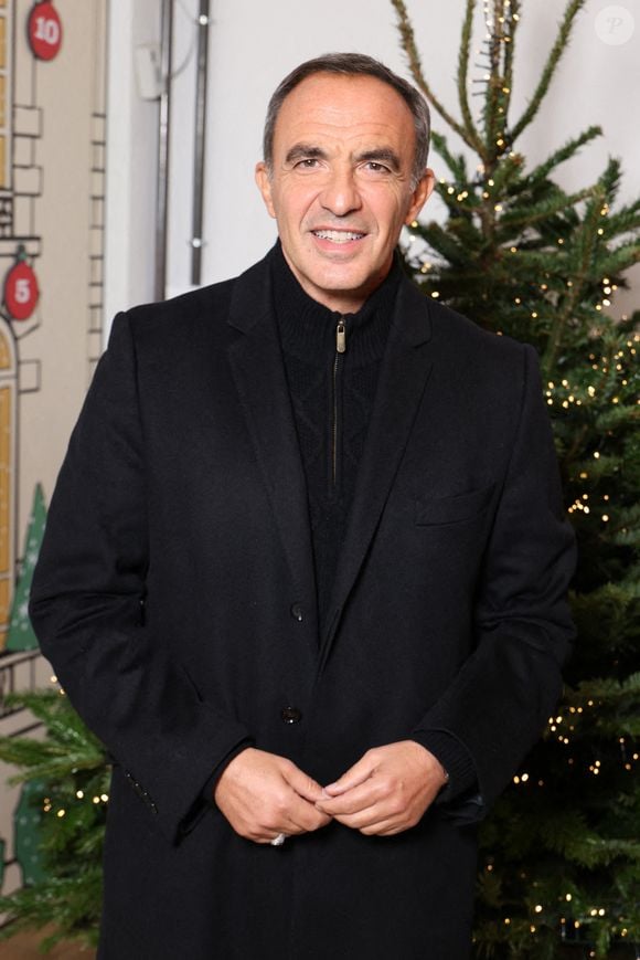 Nikos Aliagas assiste à l'inauguration de Star Academy Pop Up à Paris, France, le 17 décembre 2025. Photo par Jerome Domine/ABACAPRESS.COM