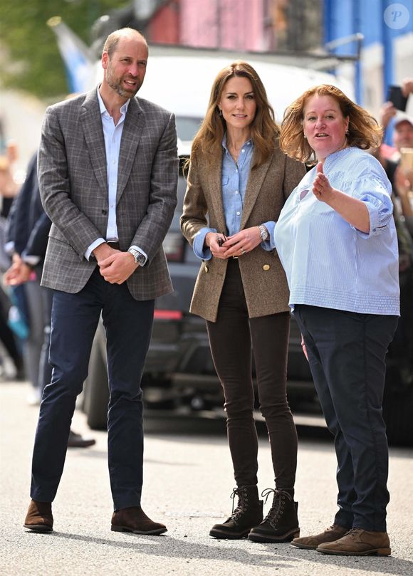 Le prince William, prince de Galles, et Catherine (Kate) Middleton, princesse de Galles, duc et duchesse de Rothesay, visitent la ville de Tobermory en Ecosse, Royaume Uni, le 29 avril 2025. © Backgrid UK/Bestimage