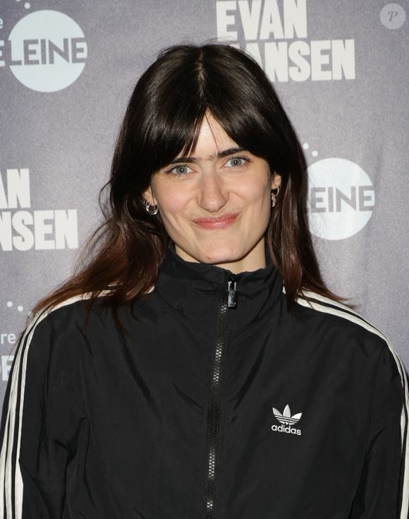 Elle s'est confiée sur France Inter le 14 octobre 2025

Marguerite Dedeyan - Générale de la pièce "Cher Evan Hansen" au théâtre de la Madeleine à Paris le 8 octobre 2025. 

© Coadic Guirec/Bestimage