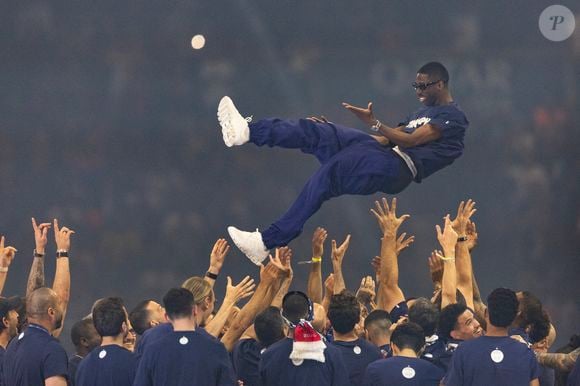 Ousmane Dembélé - Les joueurs du PSG célèbrent leur titre de Champion d'Europe au Parc Des Princes à Paris, le 1er juin 2025.
© Cyril Moreau/Bestimage