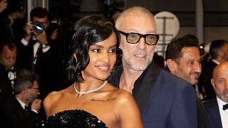 Vincent Cassel jeune papa à 58 ans : les premières photos de son fils dévoilées, sa compagne Narah très émue