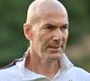 Premier match avec les Bleus pour Zinédine Zidane 

Zinedine Zidane - Entraînement de l'équipe de France en préparation de la Ligue des nations de l'UEFA 2026 au Centre national de Clairefontaine © Christian Liewig/Bestimage