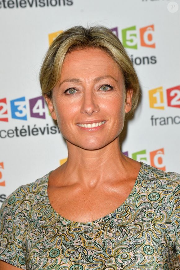 Anne-Sophie Lapix lors du photocall de la présentation de la nouvelle dynamique 2017-2018 de France Télévisions. Paris, le 5 juillet 2017.
© Guirec Coadic/Bestimage