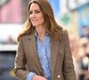 La prince et la princesse de Galles y ont rencontré Melinda French Gates, ex-femme du milliardaire Bill Gates, à la tête de Pivotal Ventures, une entreprise qui met en avant le pouvoir et l’influence des femmes
Le prince William, prince de Galles, et Catherine (Kate) Middleton, princesse de Galles, duc et duchesse de Rothesay, visitent la ville de Tobermory en Ecosse, Royaume Uni, le 29 avril 2025. © Cover Images via ZUMA Press/Bestimage