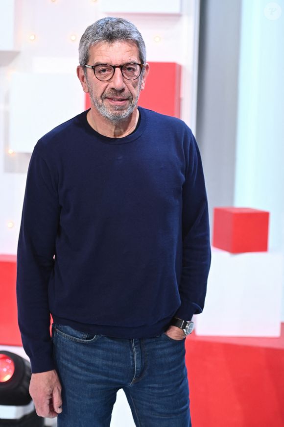 Exclusif - Michel Cymes - Enregistrement de l'émission Vivement dimanche au studio Gabriel, presentée par Michel Drucker . Diffusion sur France 3 le 24/02/24 . © Guillaume Gaffiot / Bestimage
