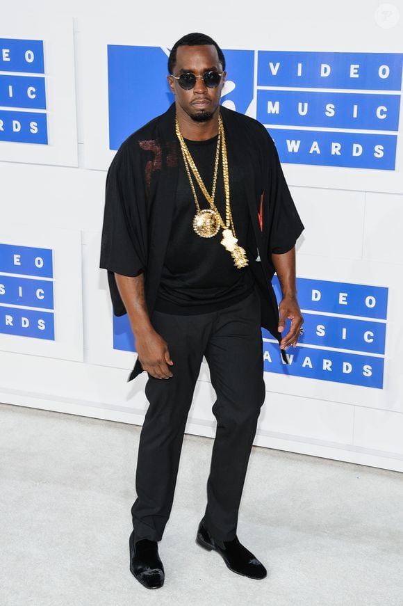 Sean Diddy Combs (Puff Daddy, Puffy, Diddy, et P. Diddy) - Photocall des MTV Video Music Awards 2016 au Madison Square Garden à New York. Le 28 août 2016.
© Mario Santoro / Zuma Press / Bestimage