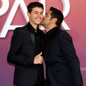 Jamel Debbouze et son fils Léon - Photocall des lauréats (press room) lors de la 49ème édition de la cérémonie des César à l’Olympia à Paris le 23 février 2024

© Dominique Jacovides / Olivier Borde / Bestimage