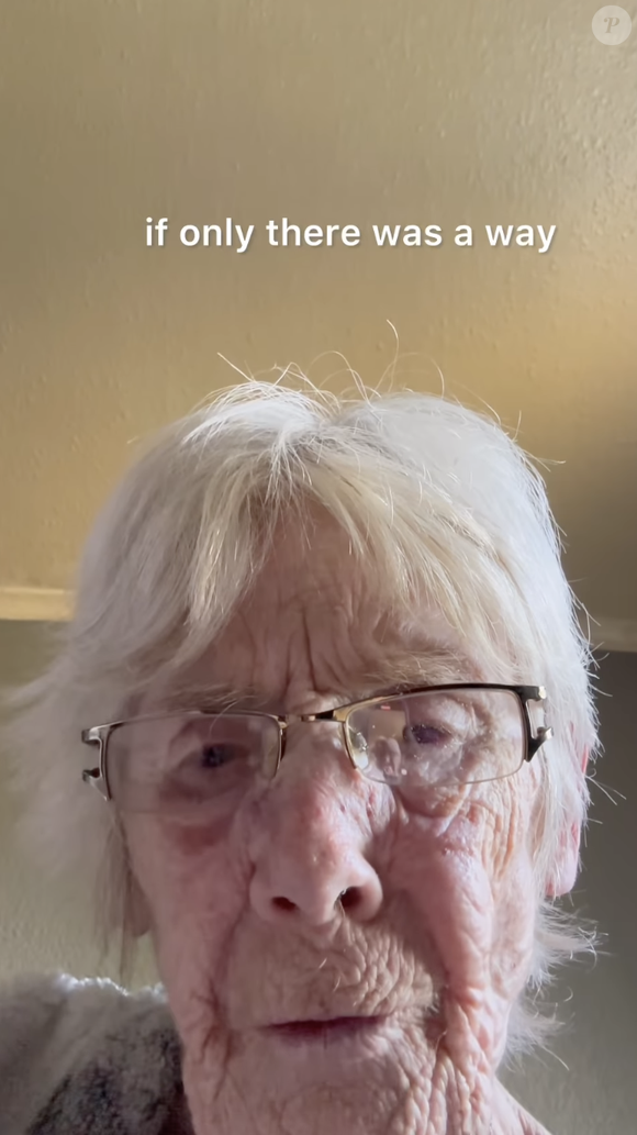 La tiktokeuse connue sous le pseudonyme d'Epic gamer grandma est morte à l'âge de 78 ans, le 21 décembre 2025 via Instagram @epicgamergrandma