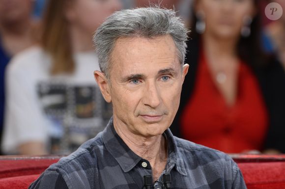 Thierry Lhermitte à l'enregistrement de l'émission "Vivement Dimanche", le 6 janvier 2016. 

Photo : Guirec Coadic / Bestimage