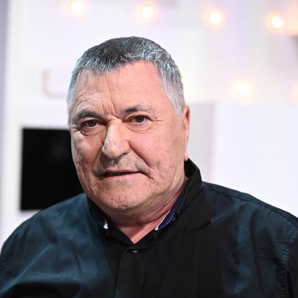 Jean-Marie Bigard lors de l'enregistrement de l'émission "Vivement dimanche" au studio Gabriel, présentée par M.Drucker et diffusée sur France 3 le 8 octobre 2023.

© Guillaume Gaffiot / Bestimage