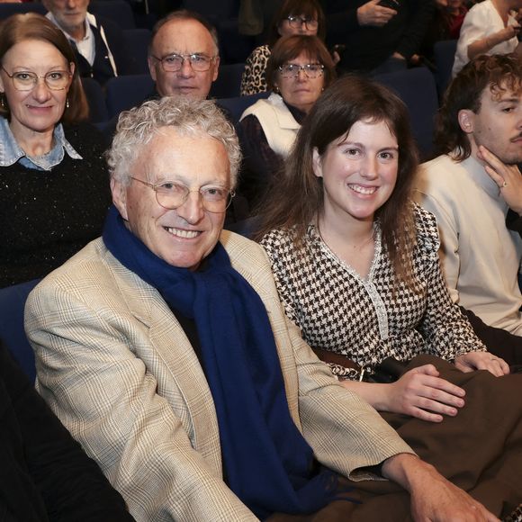 Exclusif - Nelson Monfort et sa fille Isaure dans le public du concert de Hugues Aufray au Le Dôme de Paris - Palais des Sports le 9 novembre 2025.

© Jack Tribeca / Bestimage