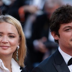 Niels Schneider et sa compagne Virginie Efira - Montée des marches du film "Hors Normes" pour la clôture du 72ème Festival International du Film de Cannes. Le 25 mai 2019