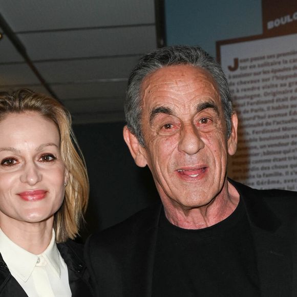 Thierry Ardisson et sa femme Audrey Crespo-Mara - Vernissage de l'exposition Jean Gabin à l'Espace Landowski / Musée des Années 30 à Boulogne-Billancourt le 8 mars 2022. © Coadic Guirev/Bestimage