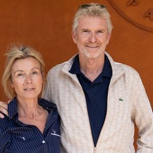 Denis Brogniart et sa femme Hortense Brogniart au village lors des Internationaux de France de Tennis de Roland Garros 2026. Paris, le 1er juin 2026. © Jacovides / Moreau / Bestimage