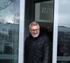 Dans le village, personne ne le croise. Où alors très rarement.
Exclusif - Laurent Ruquier - Les célébrités quittent les studios de RTL à Neuilly sur Seine, le 9 janvier 2025. © Agence Bestimage