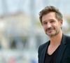Le comédien avait confié que ses premières nuits en tant que papa étaient particulièrement mouvementées. 

Alexandre Varga participe à la séance photo organisée dans le cadre du Festival de fiction de La Rochelle, le 16 septembre 2022 à La Rochelle, en France. Photo de Franck Castel/ABACAPRESS.COM
