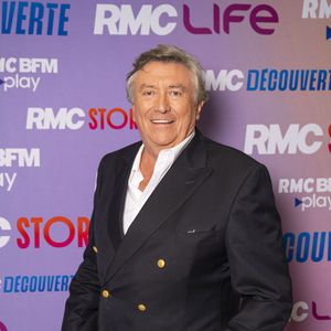 Mais le journaliste suit aussi de très près la vie de son fils, Gabriel. 

Jacques Legros lors de la conférence de presse de rentrée des chaînes du groupe RMC-BFM à Paris.
© Pierre Perusseau / Bestimage