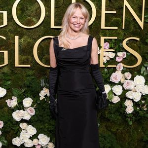 Pamela Anderson au photocall de la 82ème cérémonie des Golden Globes à l'hotel The Beverly Hilton de Los Angeles, Californie, Etats-Unis, le 5 janvier 2025. © RALL/Backgrid USA/Bestimage
