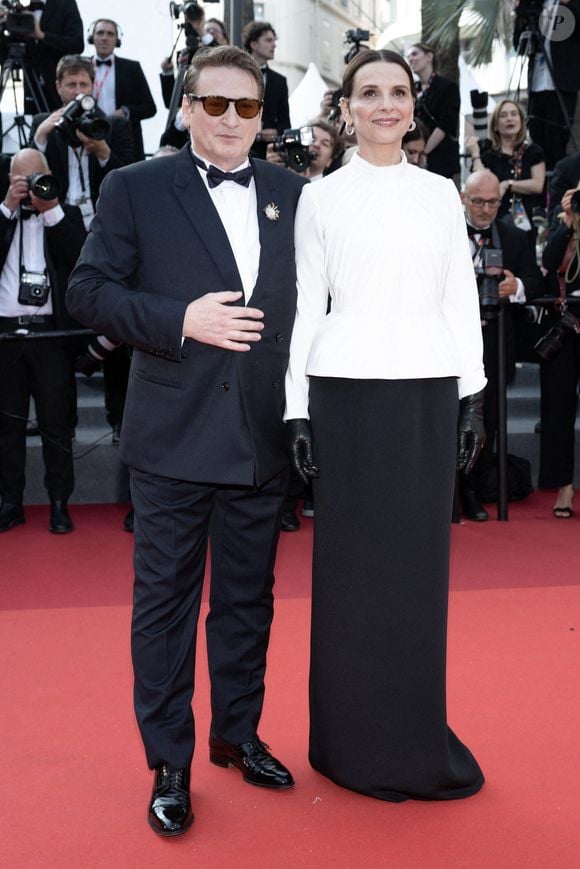 Benoit Magimel et Juliette Binoche assistent au tapis rouge de La Passion De Dodin Bouffant lors du 76ème festival de Cannes au Palais des Festivals le 24 mai 2023 à Cannes, France. Photo David Niviere/Abaca