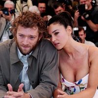 "Sa simple présence..." : Vincent Cassel évoque Monica Bellucci, son ex-femme et mère de ses filles Deva et Léonie