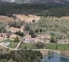 52% de la superficie de la commune a été ravagée par les incendies en cours dans le Var

Exclusif - Le domaine de Miraval, propriété d'Angelina Jolie et Brad Pitt, en travaux. Avril 2011. © Agence / Bestimage
