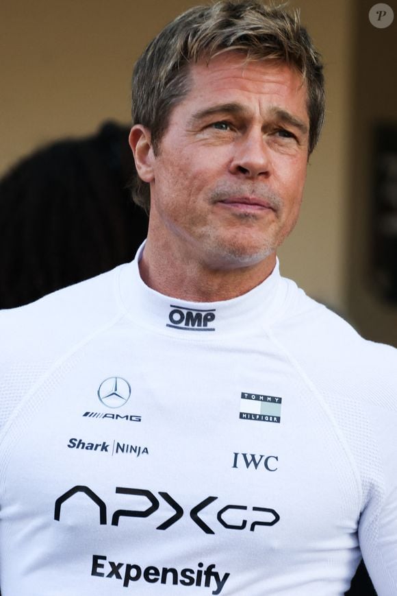 Depuis, la victime est visée par des message haineux sur les réseaux sociaux, mais aussi par des moqueries

Brad Pitt à Abu Dhabi pour le Grand Prix de F1 d'Abu Dhabi le 8 décembre 2024. © Beata Zawrzel/ZUMA Press Wire/Bestimage