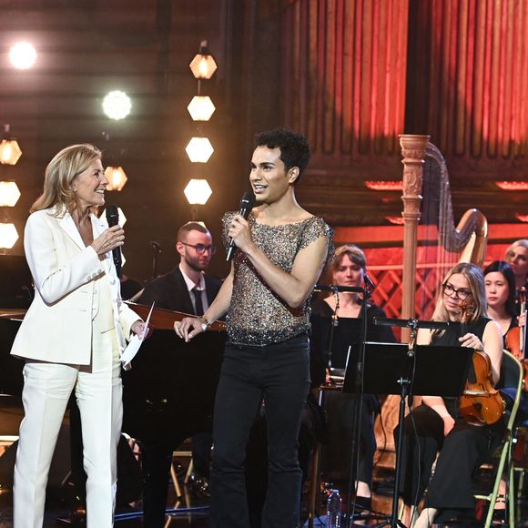 Exclusif - Claire Chazal et Samuel Marino - Enregistrement de l'émission "Le Grand Echiquier : Spéciale Dalida" à l'Opéra royal de Versailles, présentée par C.Chazal et A.Manoukian, et diffusée sur France 2, le 18 mars 2025. © Guillaume Gaffiot/Bestimage