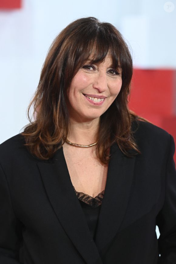 Karina Marimon lors de l'enregistrement de l'émission "Vivement dimanche" au studio Rive Gauche, présentée par M.Drucker avec une diffusion sur France 3 le 8 mars 2026, à Paris, France, le 25 février 2026. © Guillaume Gaffiot/Bestimage