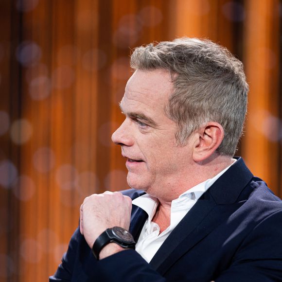 Exclusif - Garou - Jour 2 - Enregistrement de l'émission "La Fine Equipe : Le retour !" à Paris, diffusée le 14 janvier sur France 2. Le 4 novembre 2022
© Cyril Moreau-Tiziano Da Silva / Bestimage