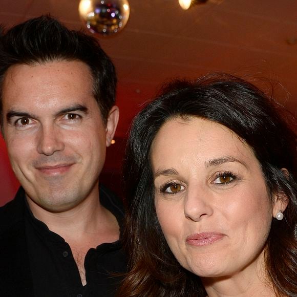 L’écrivain y aborde le deuil, le couple et la difficulté de laisser partir ceux que l’on aime. 

Faustine Bollaert et son mari Maxime Chattam - Soirée de lancement J-68 de la 95ème édition du Prix d'Amérique Opodo à l'Hippodrome de Paris-Vincennes, le 24 novembre 2015. © Guirec Coadic/Bestimage