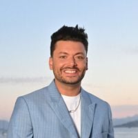 "Je ne dors chez moi que trente nuits par an" : Kev Adams a choisi de vivre en dehors de la France, dans une cité qui fait rêver