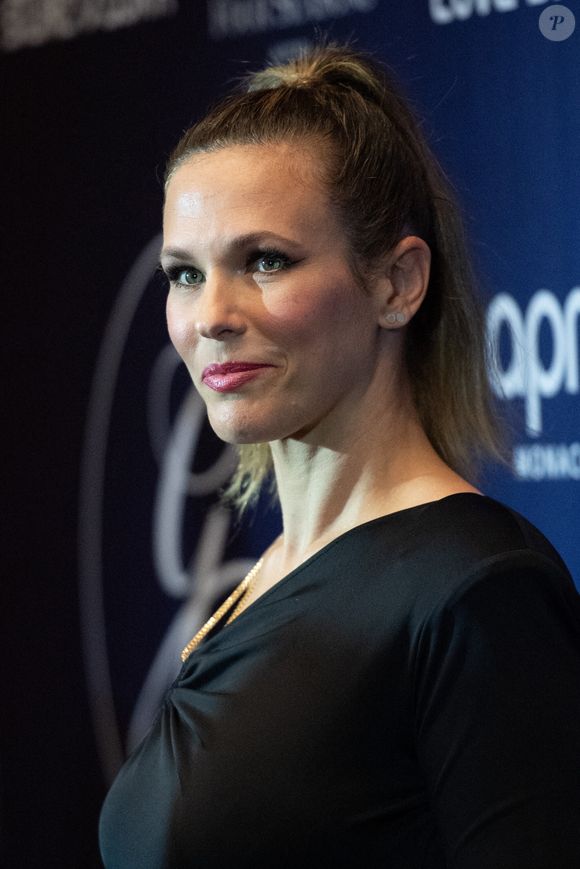 Dans son livre Revivre, publié en 2024 aux éditions Robert Laffont, elle était déjà revenue sur son parcours éprouvant (mais merveilleux) de maman en devenir. 

Lorie Pester lors du Global Gift Gala à l'hôtel Georges V à Paris, France, le 05 octobre 2024. Photo par Aurore Marechal/ABACAPRESS.COM