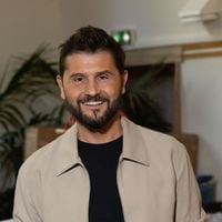 “Il est bavard, pas attentif” : Tout ne se passe pas très bien pour le fils de Christophe Beaugrand au CP