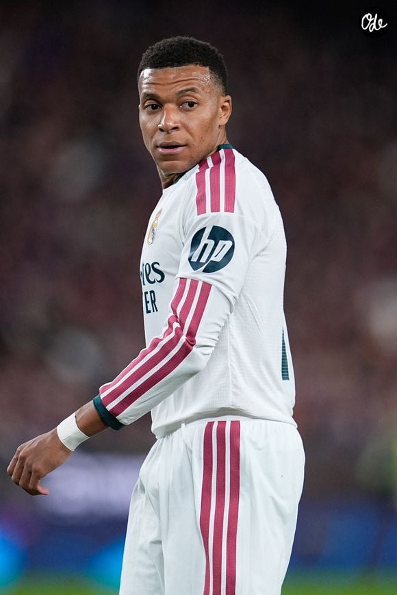 Le joueur tricolore a récemment provoqué une levée de boucliers contre lui en Chine

Kylian Mbappé lors du match de championnat d'Espagne (LaLiga EA Sports) opposant le FC Barcelone au Real Madrid CF au Spotify Camp Nou, le 25 octobre 2026, à Barcelone, en Espagne.(Credit Image: © Dennis Agyeman/AFP7 via ZUMA Press Wire)