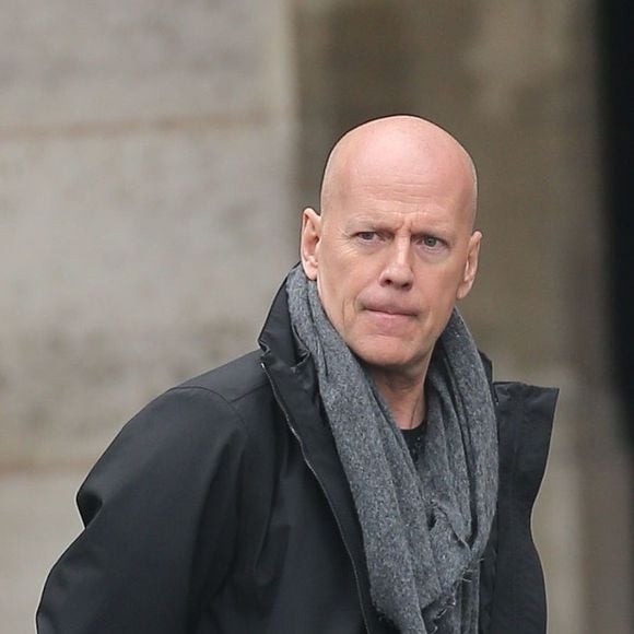 Bruce Willis - Tournage de 'Red 2' a Paris le 10 octobre 2012. BORDENAVE-MOREAU / BESTIMAGE