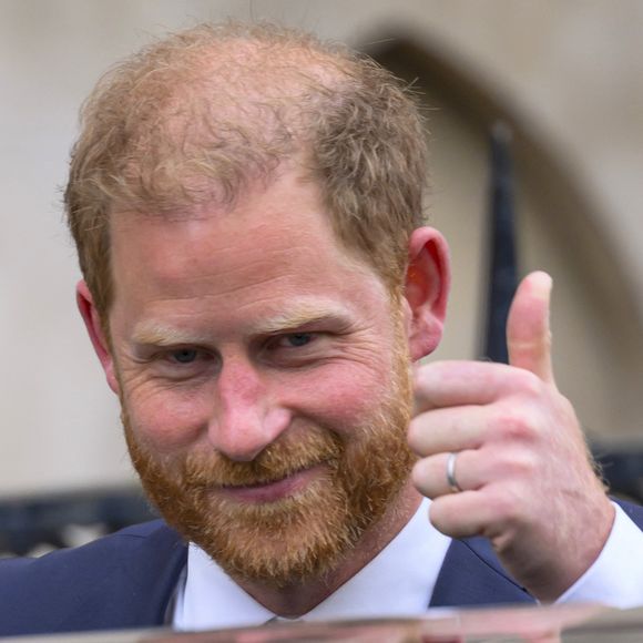 Le prince Harry a toujours eu une passion pour le surf

Le prince Harry, duc de Sussex, est de retour à Londres pour faire appel d'une décision de la Haute Cour sur la question de savoir s'il a droit à des gardes du corps armés payés par le contribuable, à Londres, Royaume Uni. © Humphrey Nemar/MirrorPix/Bestimage