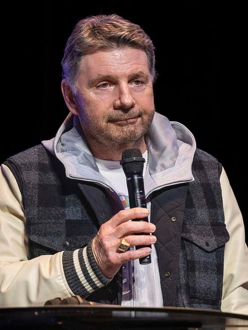 "T’es où le reste de la semaine ?" : les difficultés rencontrées par Philippe Lellouche, père de 4 enfants de 3 femmes différentes
