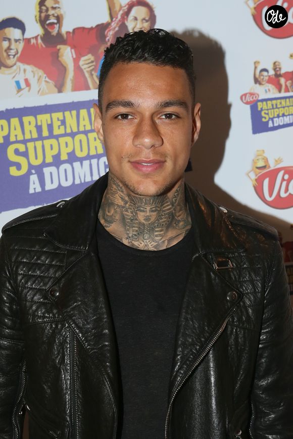 Le sportif a dévoilé son nouveau projet intitulé "PRESSURE" (Pression, en français), un podcast dédié à la santé mentale et aux réalités du sport de haut niveau.

Gregory Van Der Wiel - Soirée "VICO partenaire des supporters à domicile" à l'atelier à Paris le 14 avril 2016. © CVS/Bestimage