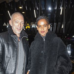 Vincent Cassel et sa compagne Narah Baptista - Célébrités assistent aux combats de MMA, Professional Fighters League Europe (PFL) à l’accord Arena de Bercy à Paris le 7 mars 2024. © Pierre Perusseau/Bestimage