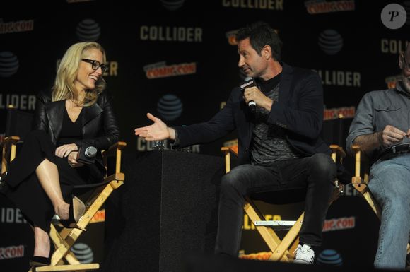 Gillian Anderson, David Duchovny - Les acteurs de la série X-Files au New York Comic Con à New York City, New York, Etats-Unis, le 9 octobre 2017.

Photo : Agence - Bestimage