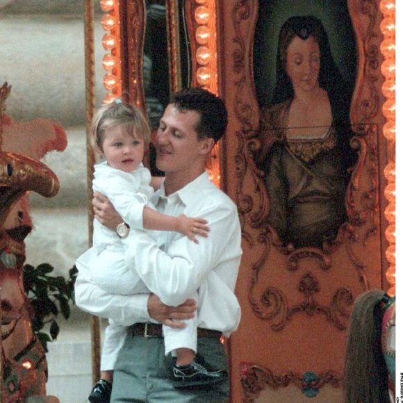 Michael Schumacher avec sa fille Gina Maria en Italie.
© FOCUS AGENCY / BESTIMAGE