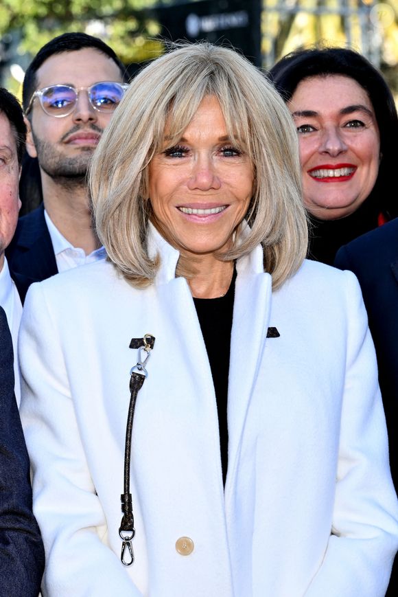 La Première dame française, Brigitte Macron (présidente de la Fondation Hôpitaux de Paris-Hôpitaux de France), durant la clôture de l'édition 2024 de la 35eme Opération Pièces Jaunes à Nice, au kiosque à musique du jardin Albert 1er