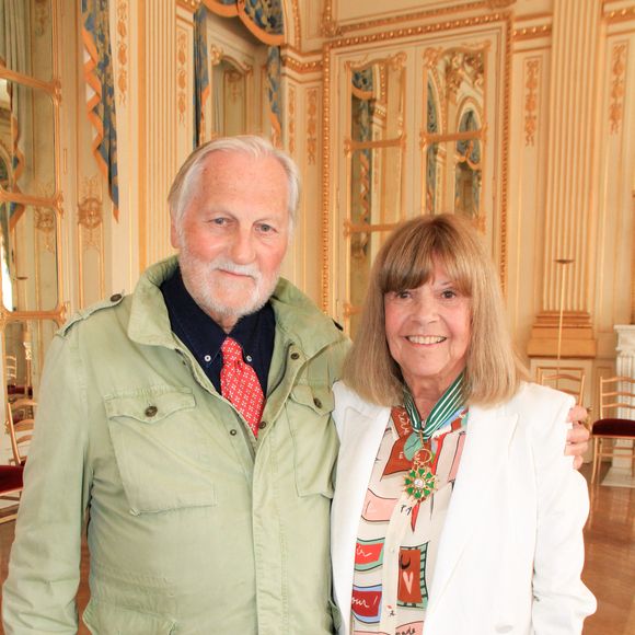 Celle qui s'apprête à retrouver ses "7000" fans au Palais des Congrès le 25 mai prochain a marqué plusieurs générations !

Exclusif - Jean-Jacques Debout et Chantal Goya - Rachida Dati, ministre de la Culture, remet les insignes de Commandeur des Arts et Lettres à Chantal Goya au ministère de la Culture à Paris le 2 juillet 2024. © Philippe Baldini / Bestimage