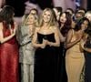Et un pilier discret veille particulièrement sur son retour triomphal. 

Céline Dion avec Heidi Klum, Aja Naomi King, Bebe Vio Grandis, Cara Delevingne, Céline Dion, Eva Longoria, Simone Ashley, Aishwarya Rai Bachchan and Kendall Jenner – Défilé L’Oreal Paris « Express Your Worth » à Paris, France, le 29 septembre 2025. © Olivier Borde / Bestimage