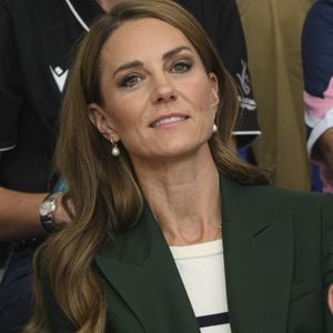Le prince William, prince de Galles, et Catherine (Kate) Middleton, princesse de Galles, avec leurs enfants le prince George de Galles, la princesse Charlotte de Galles et le prince Louis de Galles, au jour 9 des "Jeux du Commonwealth 2026" à l'OVO Hydro de Glasgow Samedi 1er août 2026.
Photo : Zuma Press / Bestimage