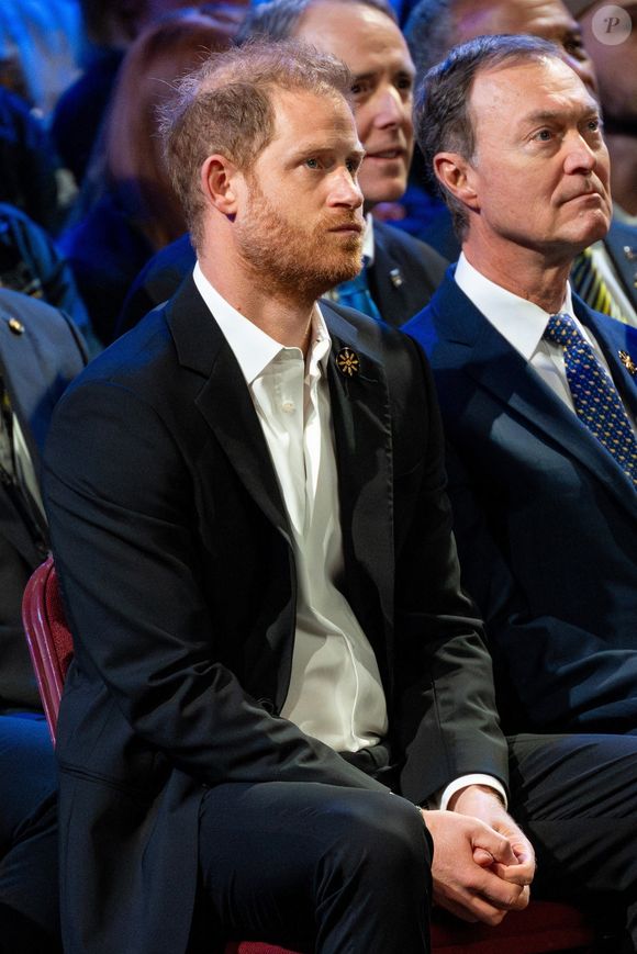 Le prince Harry a été en partie soutenue par Meghan Markle, présente les premiers jours

Nancy Southern, Justin Trudeau, Prince Harry - Cérémonie de clôture des Invictus Games à Vancouver au Canada le 16 février 2025 



Pictured: Prince Harry