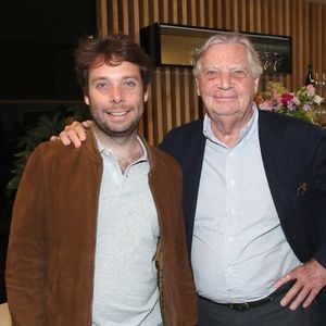 Exclusif - Benjamin Duhamel et Patrice Duhamel au déjeuner dans la loge de France Télévision lors des internationaux de France de Tennis de Roland Garros, le 6 Juin 2025. 

Photo : Bertrand Rindoff / Bestimage