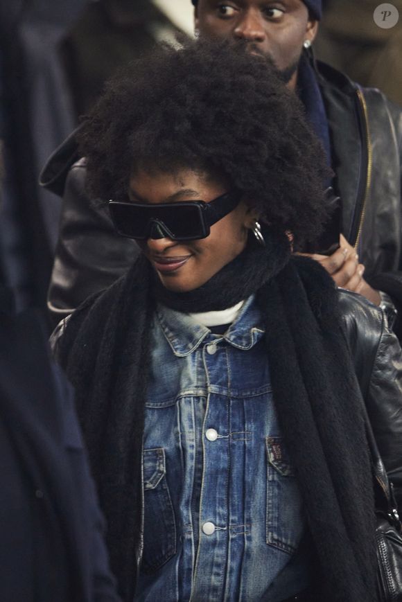 Ebony (Star Academy 2024) - Célébrités dans les tribunes du match de Ligue 1 McDonald's opposant le Paris Saint-Germain (PSG) à L’AS Monaco (4-1) au Parc des Princes à Paris le 7 février 2024. © Cyril Moreau/Bestimage