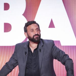 Exclusif - Cyril Hanouna, sur le plateau de l’émission « TPMP » présentée par C.Hanouna et diffusée en direct sur C8, Paris, France, le 08 janvier 2025. © Jack Tribeca / Bestimage