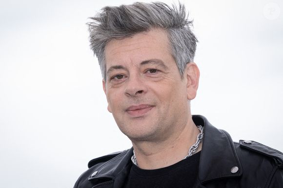Benjamin Biolay assiste au photocall de "Rosalie" lors du 76ème festival de Cannes au Palais des Festivals le 18 mai 2023 à Cannes, France. Photo by Shootpix/ABACAPRESS.COM